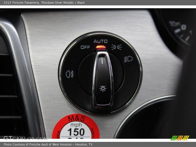 Rhodium Silver Metallic / Black 2015 Porsche Panamera