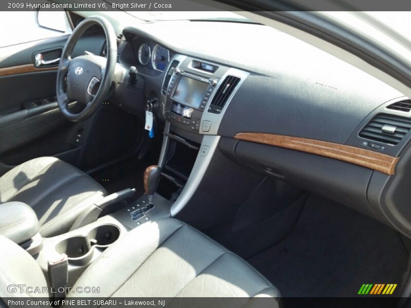 Bright Silver / Cocoa 2009 Hyundai Sonata Limited V6