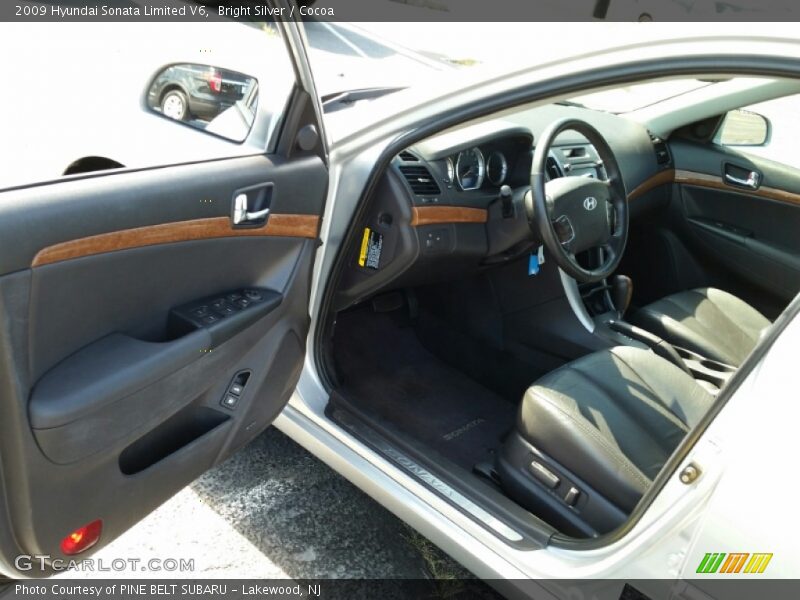 Bright Silver / Cocoa 2009 Hyundai Sonata Limited V6