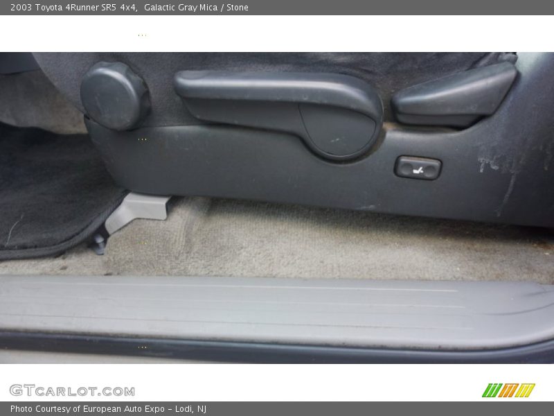 Galactic Gray Mica / Stone 2003 Toyota 4Runner SR5 4x4