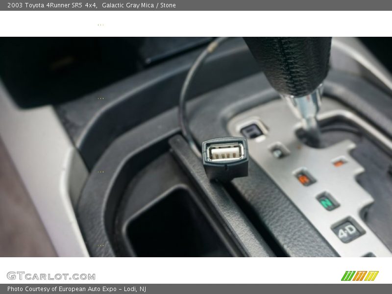 Galactic Gray Mica / Stone 2003 Toyota 4Runner SR5 4x4
