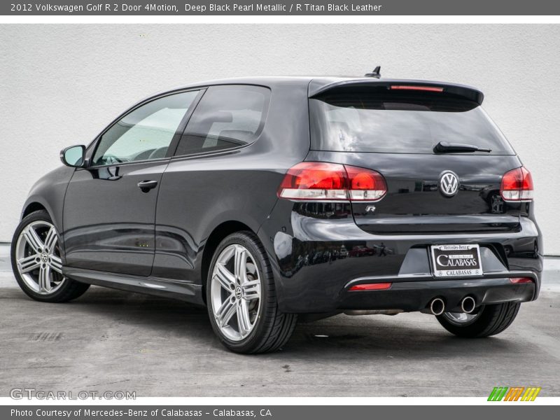 Deep Black Pearl Metallic / R Titan Black Leather 2012 Volkswagen Golf R 2 Door 4Motion