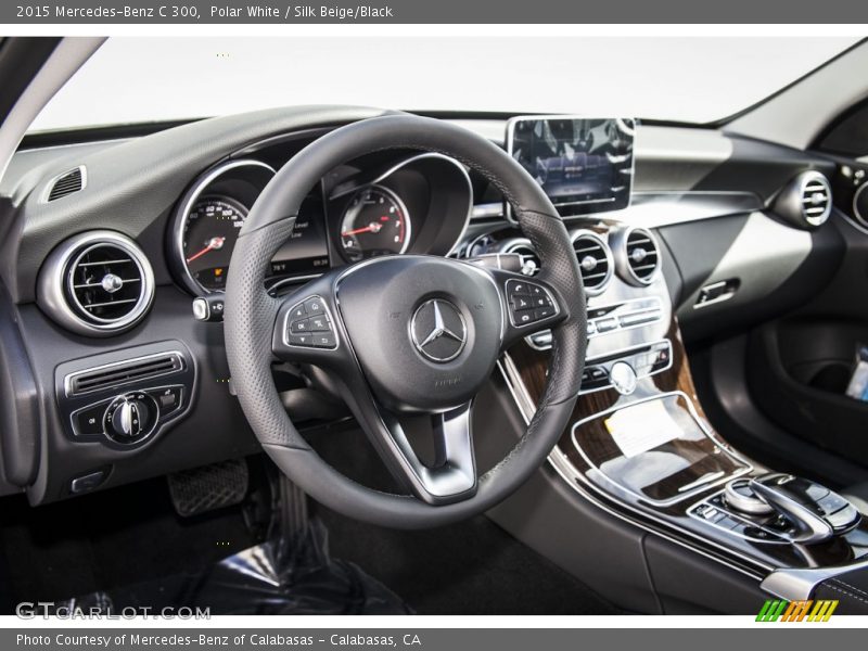Polar White / Silk Beige/Black 2015 Mercedes-Benz C 300