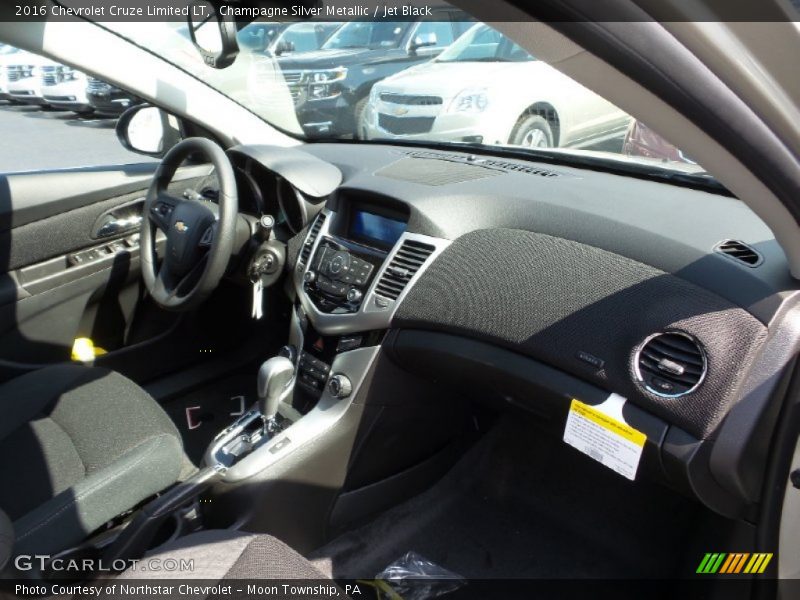 Champagne Silver Metallic / Jet Black 2016 Chevrolet Cruze Limited LT