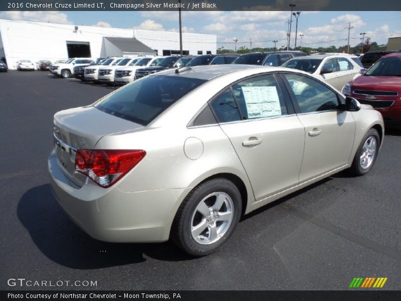 Champagne Silver Metallic / Jet Black 2016 Chevrolet Cruze Limited LT
