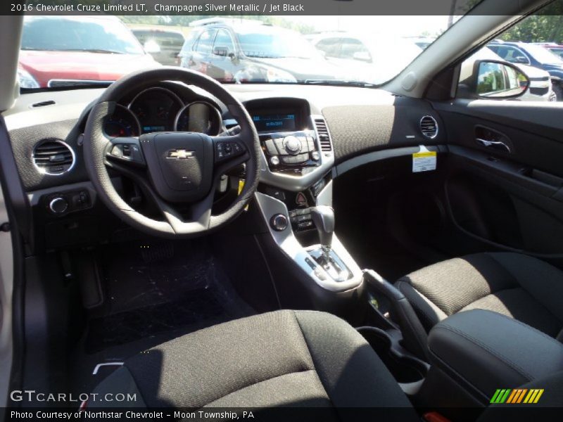 Champagne Silver Metallic / Jet Black 2016 Chevrolet Cruze Limited LT