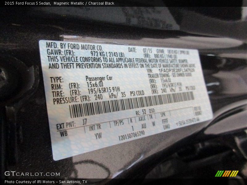 Magnetic Metallic / Charcoal Black 2015 Ford Focus S Sedan