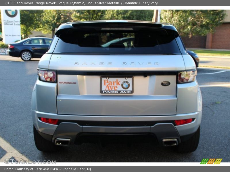 Indus Silver Metallic / Dynamic Lunar/Ivory 2012 Land Rover Range Rover Evoque Dynamic