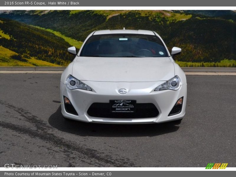 Halo White / Black 2016 Scion FR-S Coupe