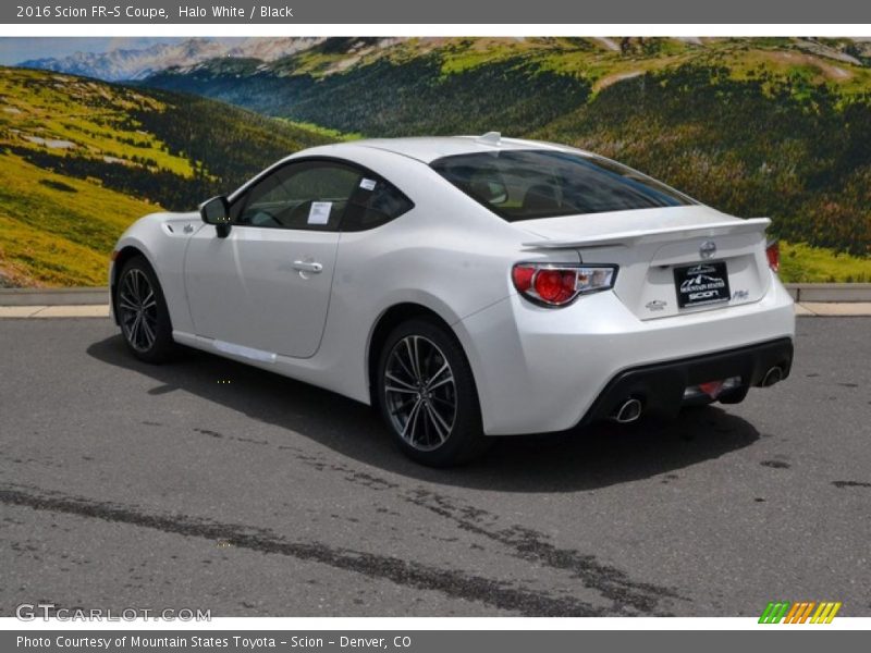 Halo White / Black 2016 Scion FR-S Coupe