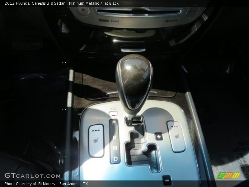 Platinum Metallic / Jet Black 2013 Hyundai Genesis 3.8 Sedan