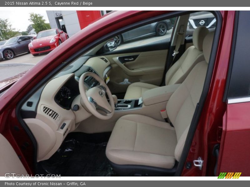 Cayenne Red / Beige 2015 Nissan Altima 2.5 S