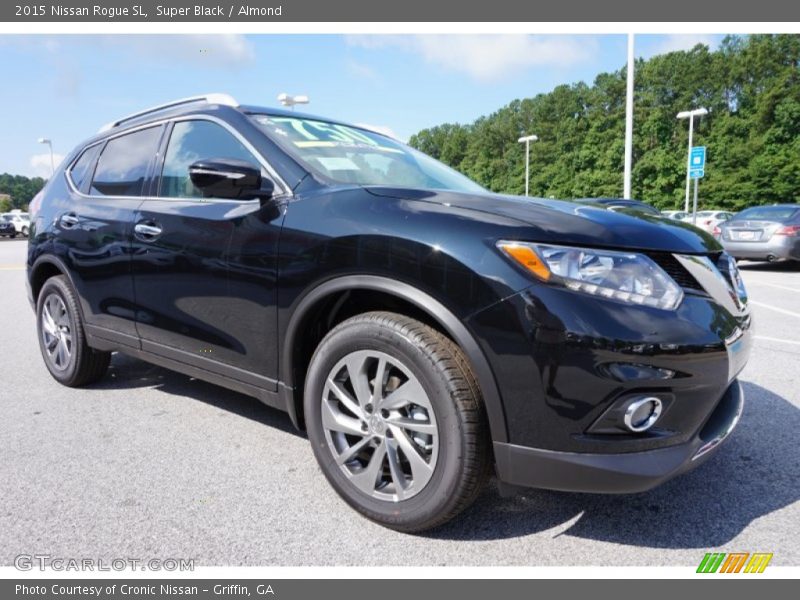 Super Black / Almond 2015 Nissan Rogue SL
