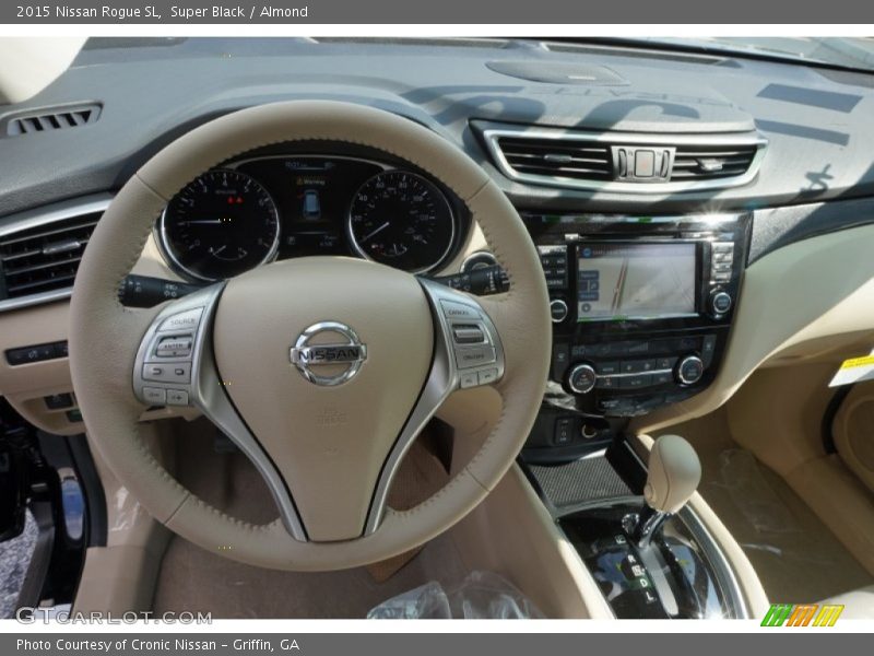 Super Black / Almond 2015 Nissan Rogue SL