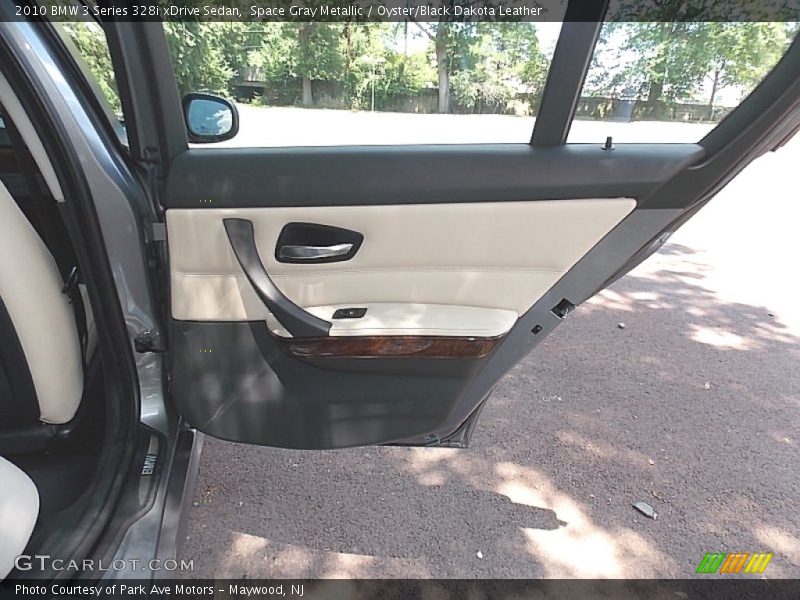 Space Gray Metallic / Oyster/Black Dakota Leather 2010 BMW 3 Series 328i xDrive Sedan