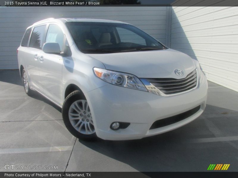 Blizzard White Pearl / Bisque 2015 Toyota Sienna XLE