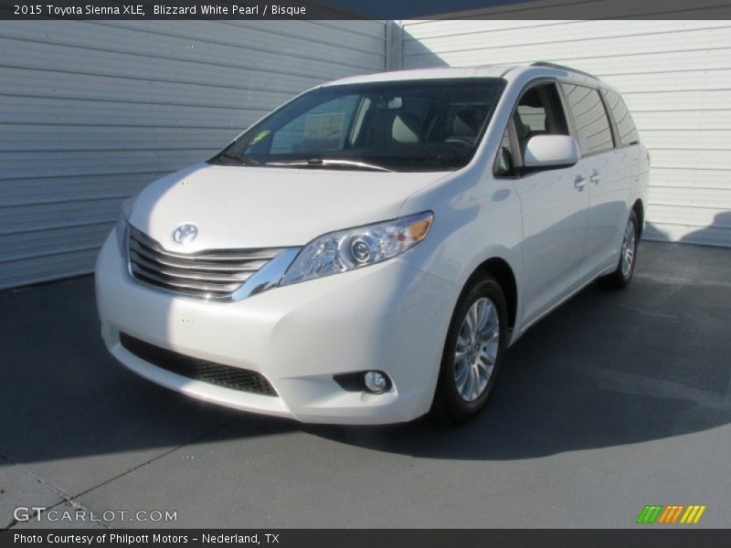 Blizzard White Pearl / Bisque 2015 Toyota Sienna XLE