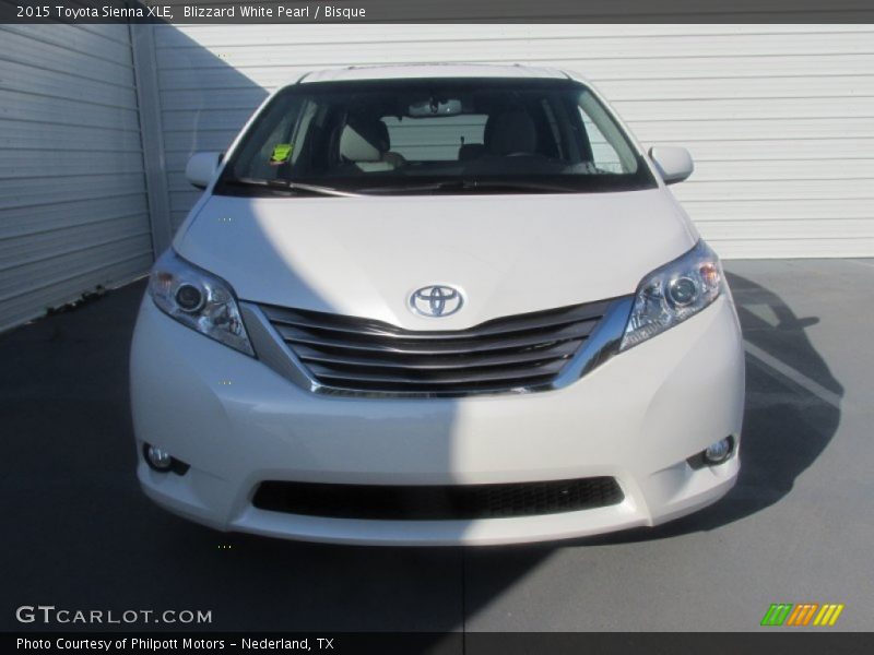 Blizzard White Pearl / Bisque 2015 Toyota Sienna XLE