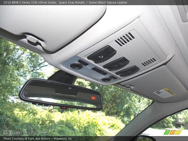 Space Gray Metallic / Oyster/Black Dakota Leather 2010 BMW 3 Series 328i xDrive Sedan
