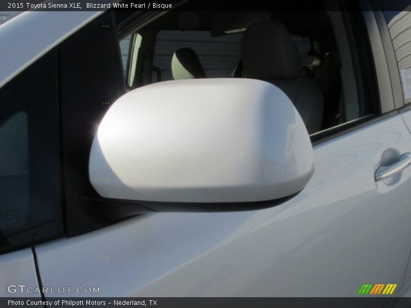 Blizzard White Pearl / Bisque 2015 Toyota Sienna XLE