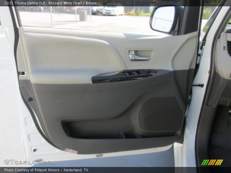 Blizzard White Pearl / Bisque 2015 Toyota Sienna XLE
