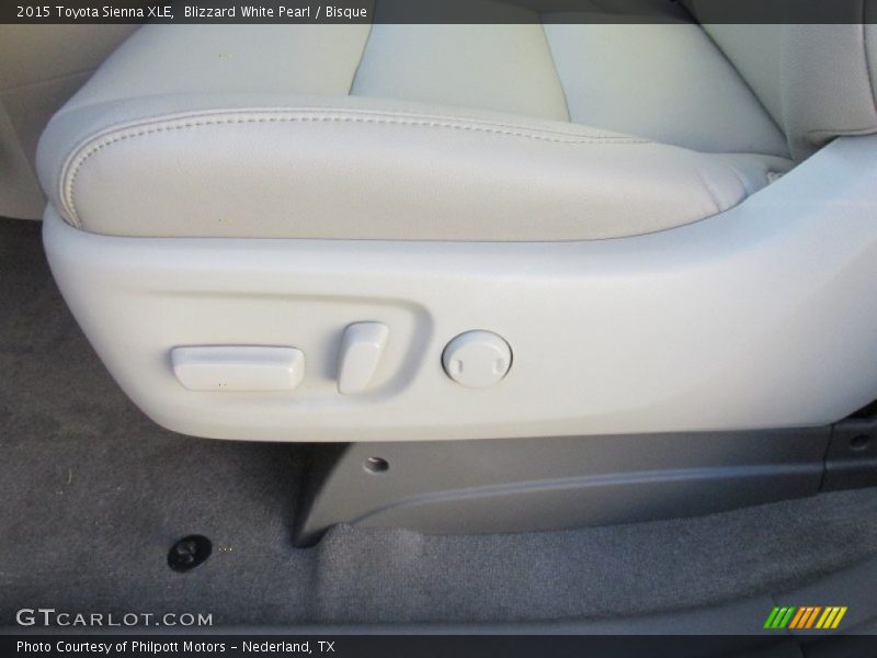 Blizzard White Pearl / Bisque 2015 Toyota Sienna XLE