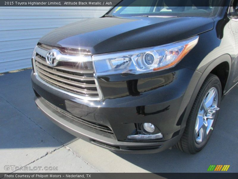 Attitude Black Metallic / Ash 2015 Toyota Highlander Limited