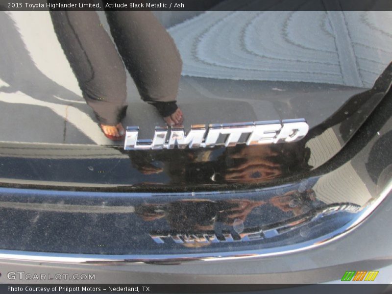 Attitude Black Metallic / Ash 2015 Toyota Highlander Limited