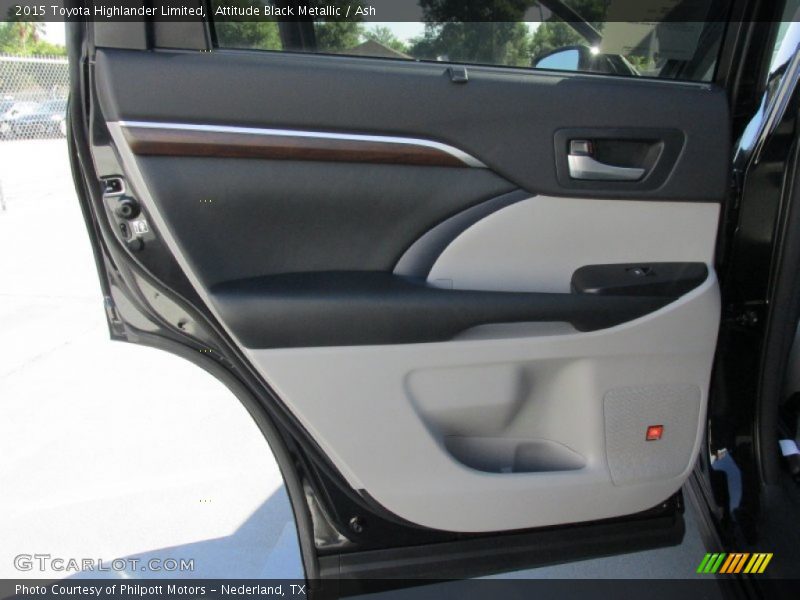 Attitude Black Metallic / Ash 2015 Toyota Highlander Limited