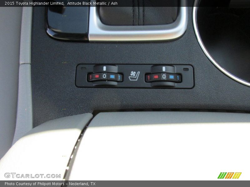 Attitude Black Metallic / Ash 2015 Toyota Highlander Limited