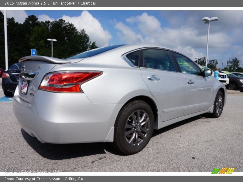 Brilliant Silver / Charcoal 2015 Nissan Altima 2.5 S