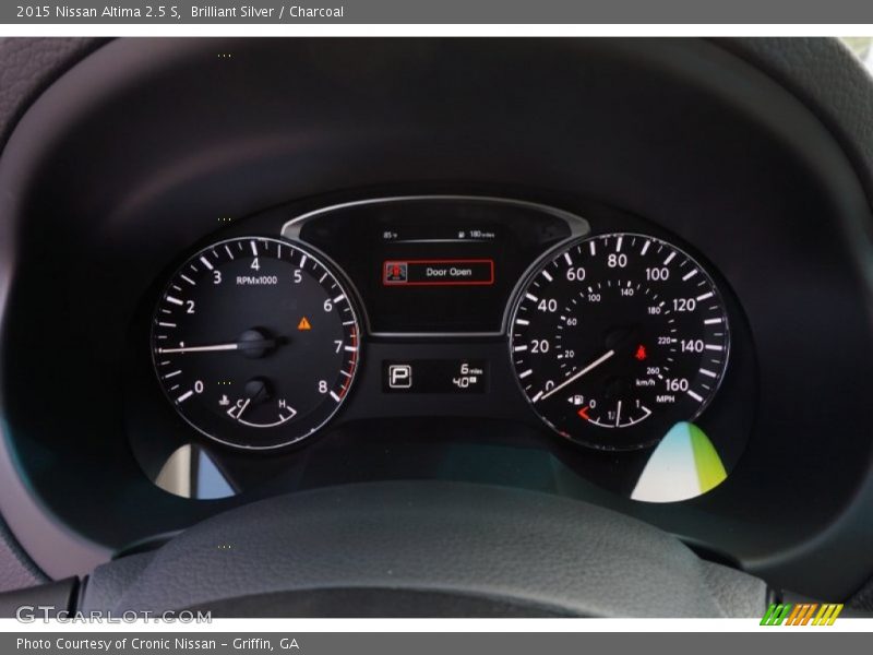 Brilliant Silver / Charcoal 2015 Nissan Altima 2.5 S