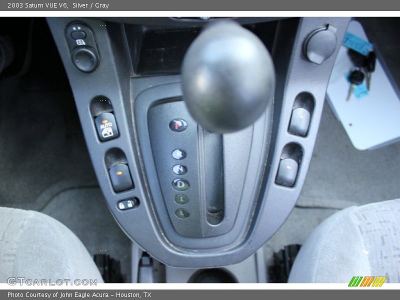 Silver / Gray 2003 Saturn VUE V6