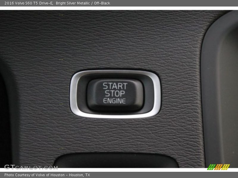 Bright Silver Metallic / Off-Black 2016 Volvo S60 T5 Drive-E