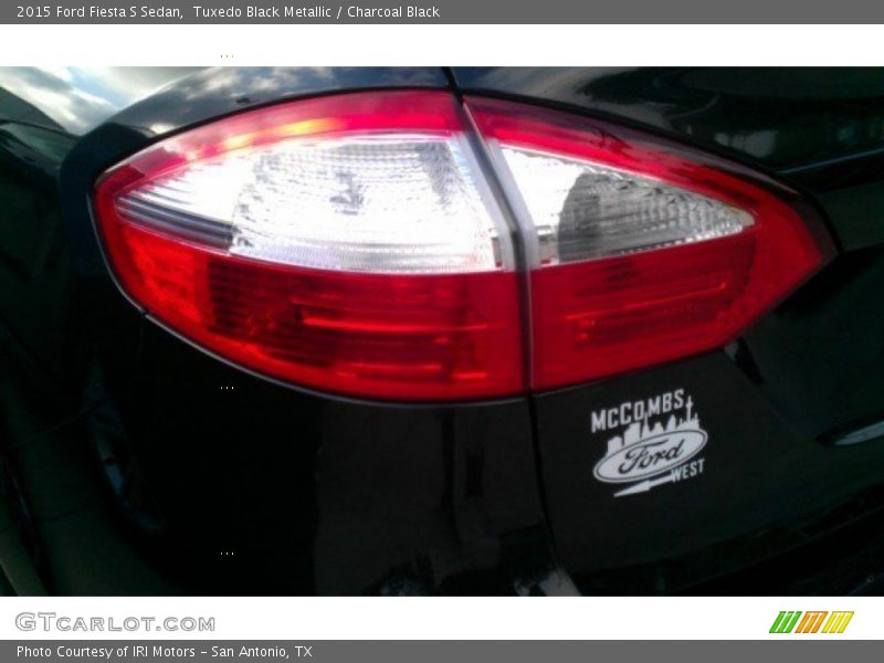 Tuxedo Black Metallic / Charcoal Black 2015 Ford Fiesta S Sedan