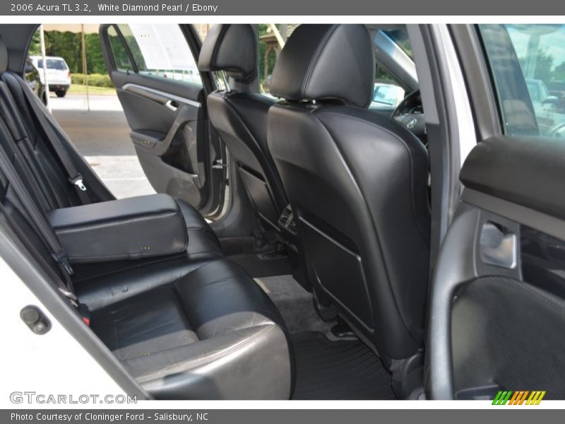 White Diamond Pearl / Ebony 2006 Acura TL 3.2
