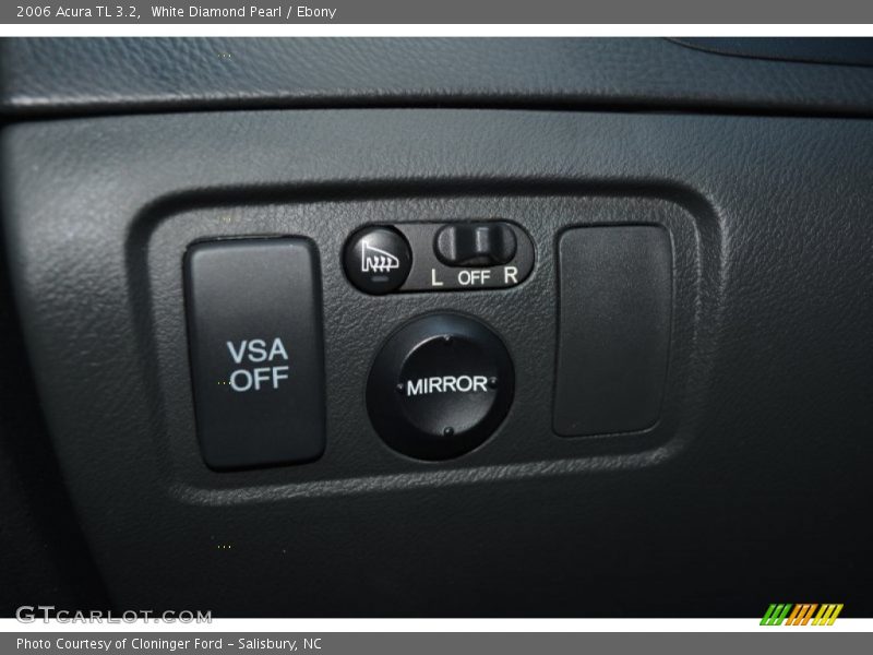White Diamond Pearl / Ebony 2006 Acura TL 3.2