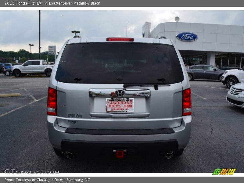 Alabaster Silver Metallic / Black 2011 Honda Pilot EX
