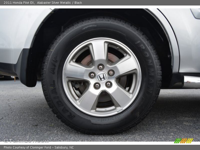 Alabaster Silver Metallic / Black 2011 Honda Pilot EX