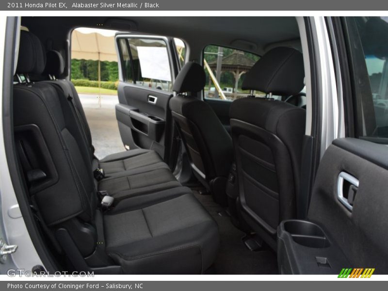 Alabaster Silver Metallic / Black 2011 Honda Pilot EX