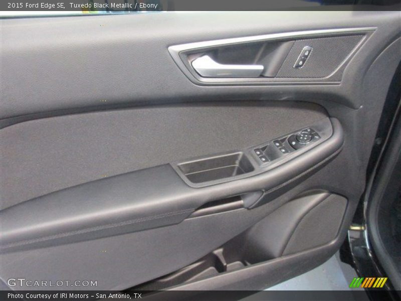 Tuxedo Black Metallic / Ebony 2015 Ford Edge SE