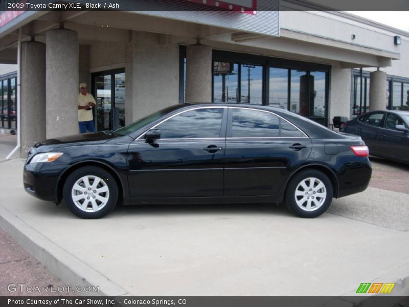 Black / Ash 2009 Toyota Camry XLE