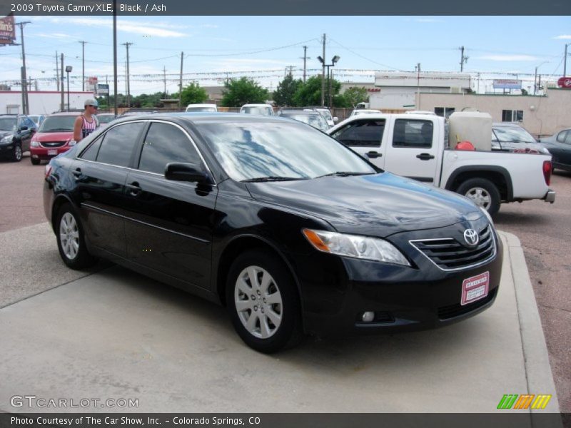 Black / Ash 2009 Toyota Camry XLE