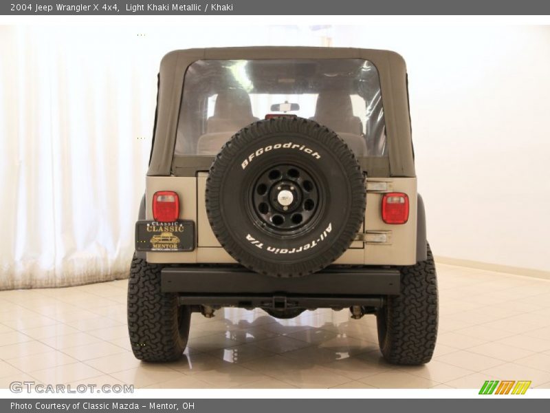 Light Khaki Metallic / Khaki 2004 Jeep Wrangler X 4x4
