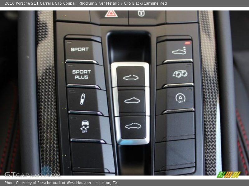 Controls of 2016 911 Carrera GTS Coupe