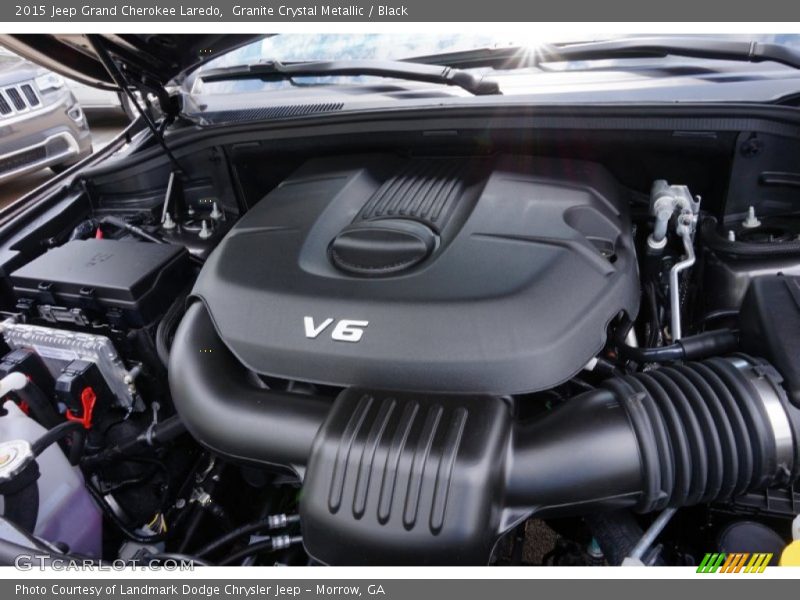 Granite Crystal Metallic / Black 2015 Jeep Grand Cherokee Laredo