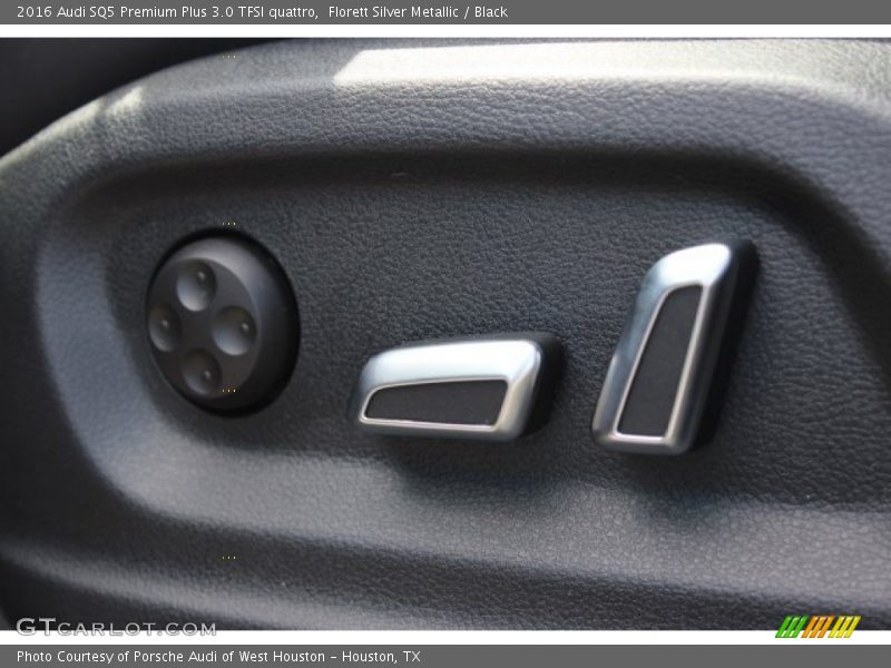 Florett Silver Metallic / Black 2016 Audi SQ5 Premium Plus 3.0 TFSI quattro