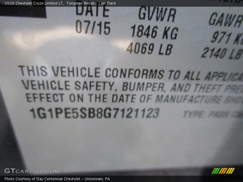Tungsten Metallic / Jet Black 2016 Chevrolet Cruze Limited LT