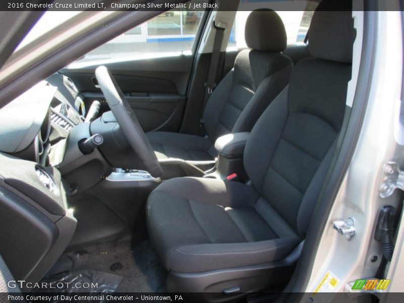 Champagne Silver Metallic / Jet Black 2016 Chevrolet Cruze Limited LT