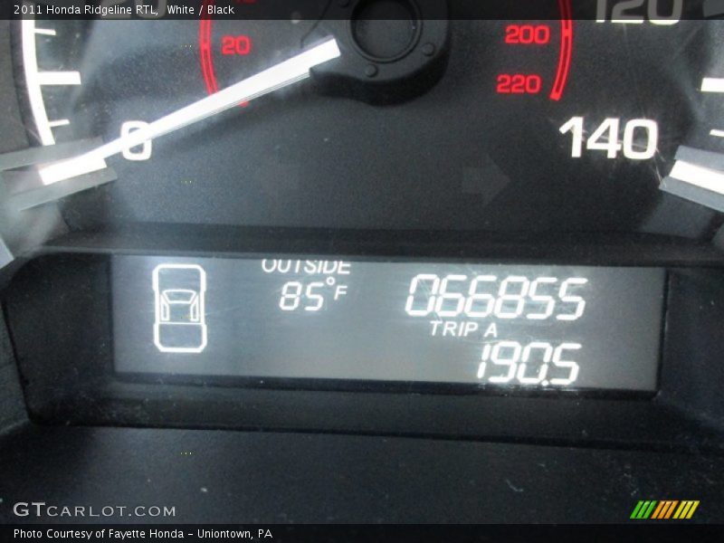 White / Black 2011 Honda Ridgeline RTL